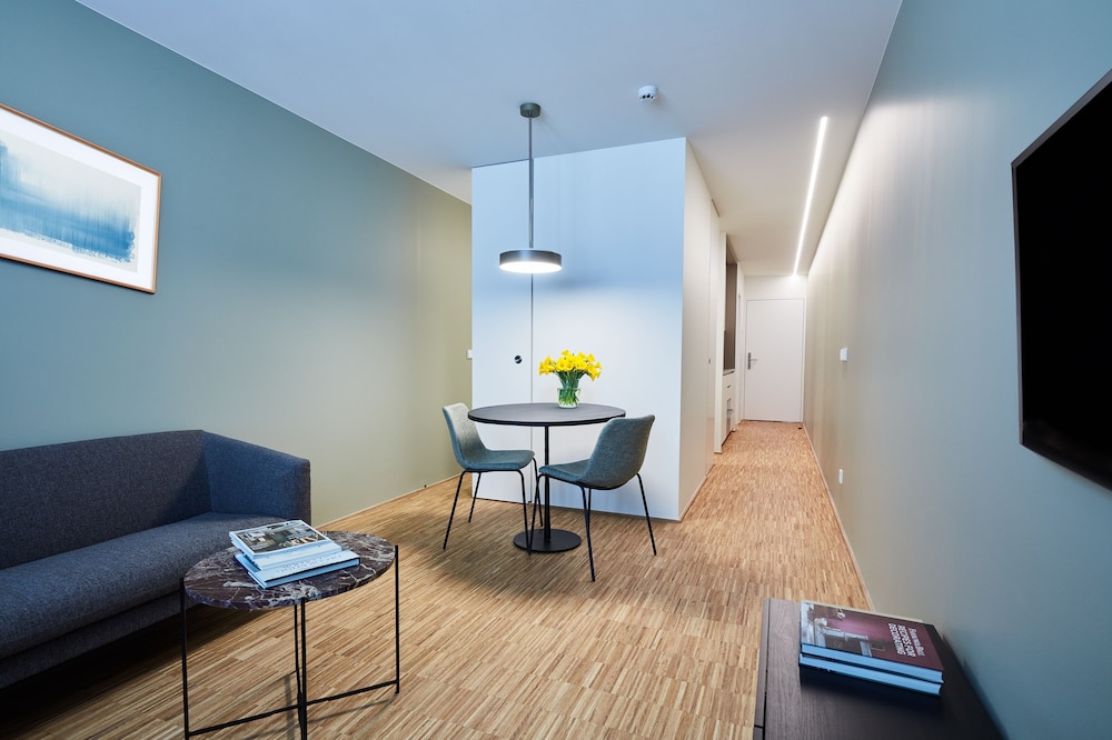 Classic Apartment photo 1