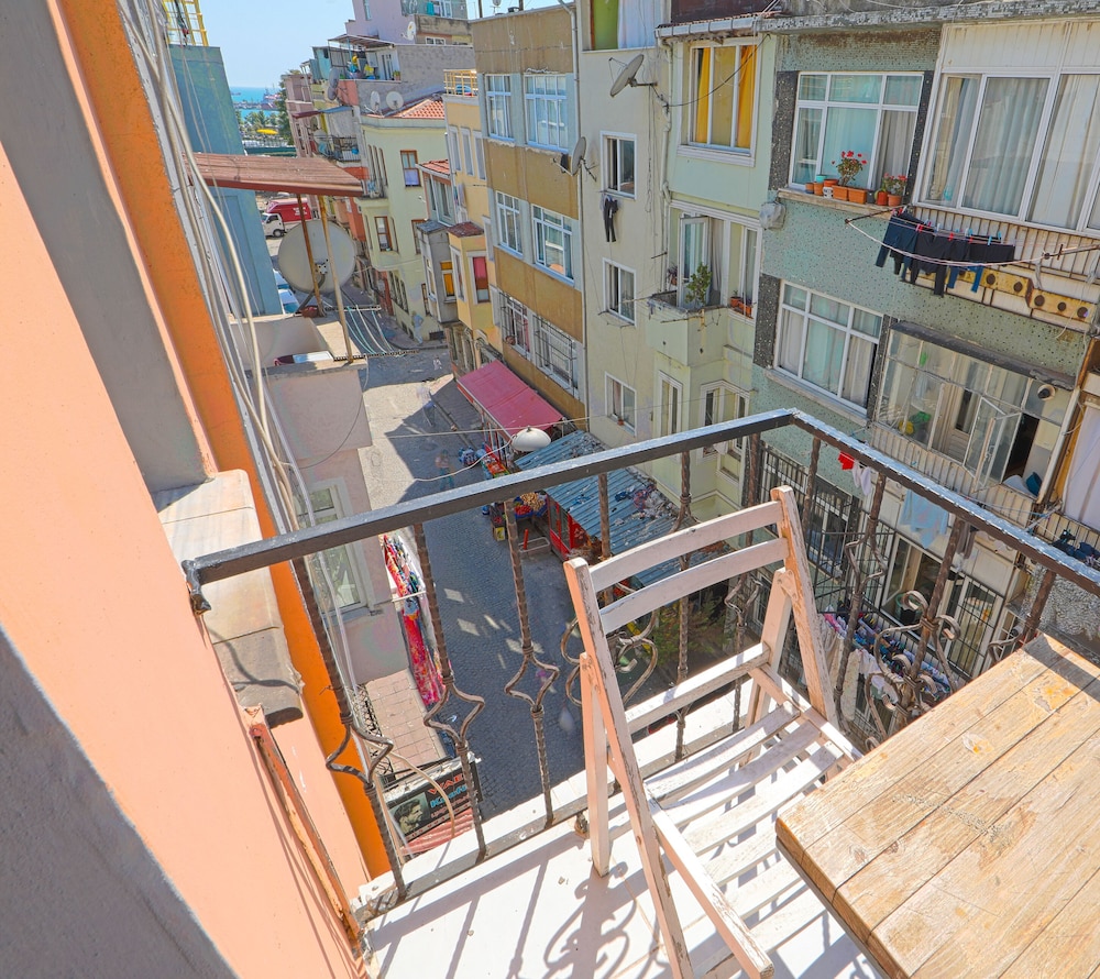 Standard Double Room, City View photo 3