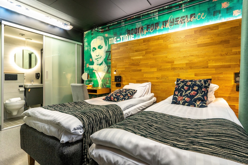 Superior Double or Twin Room photo 1