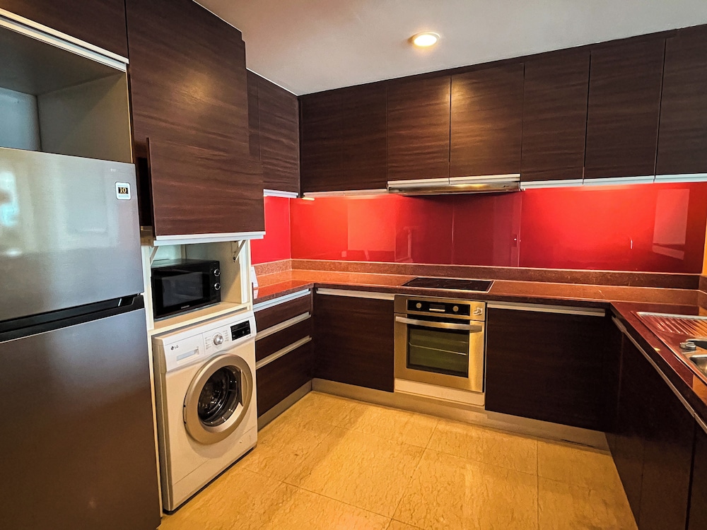 One Bedroom Horizon Suite with Bathtub (High Floor) photo 3
