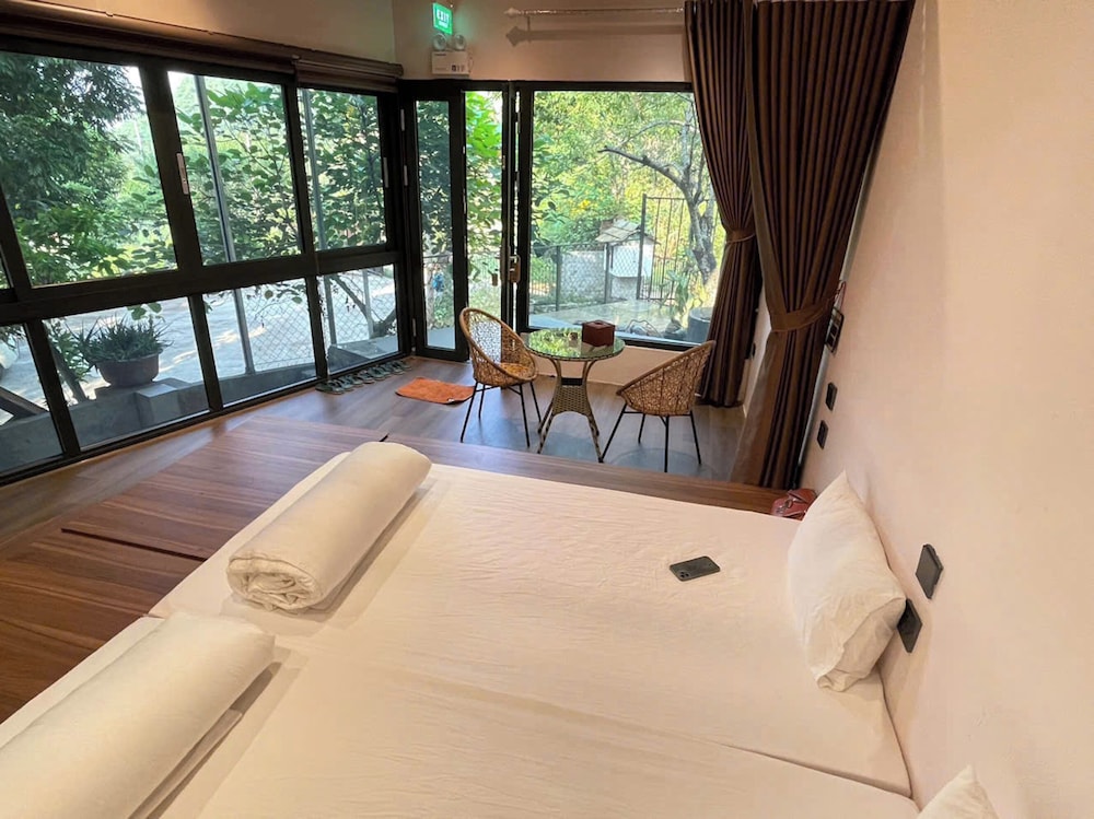 Family Quadruple Room, Balcony, Lake View