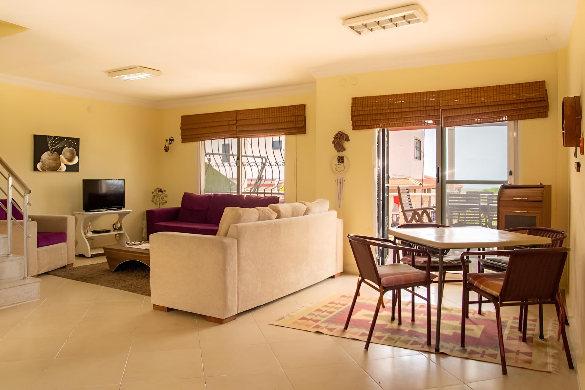 Villa photo 1