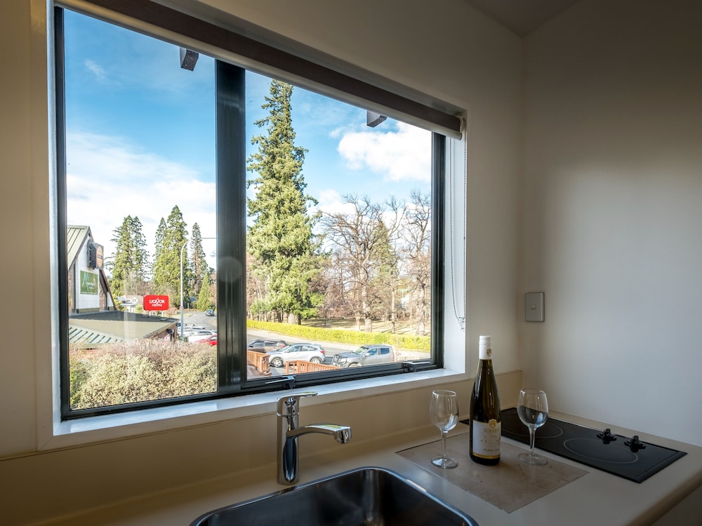One Bedroom photo 3