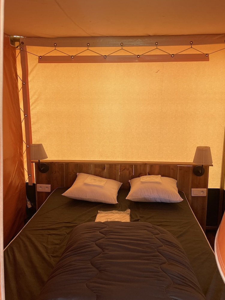 Family Tent photo 1