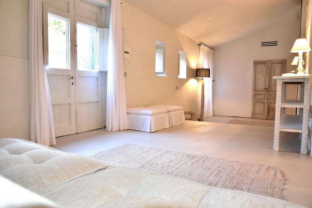Grand Suite Vinarium - Photo 6