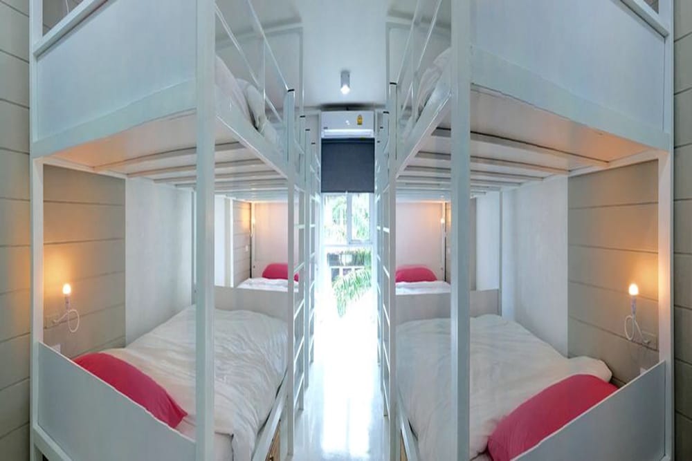 8-Bed Female Dormitory photo 1
