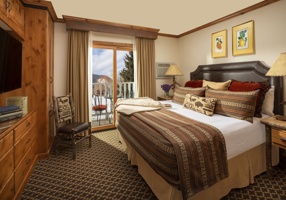 Suite, 1 Bedroom - Photo 2