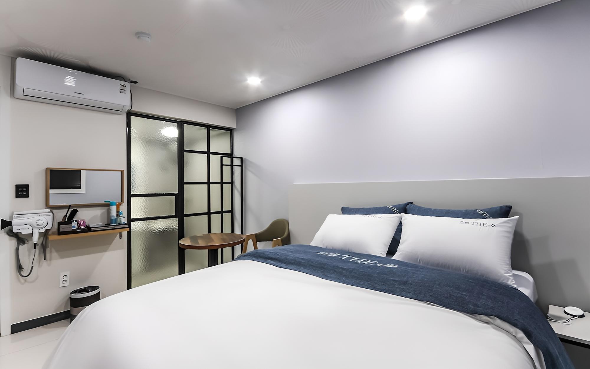 Room (Standard room (PC Netflix TV Disney a) - Photo 7