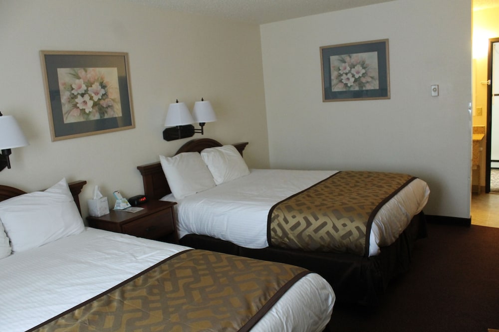 Standard Room, 2 Queen Beds, Non Smoking photo 1