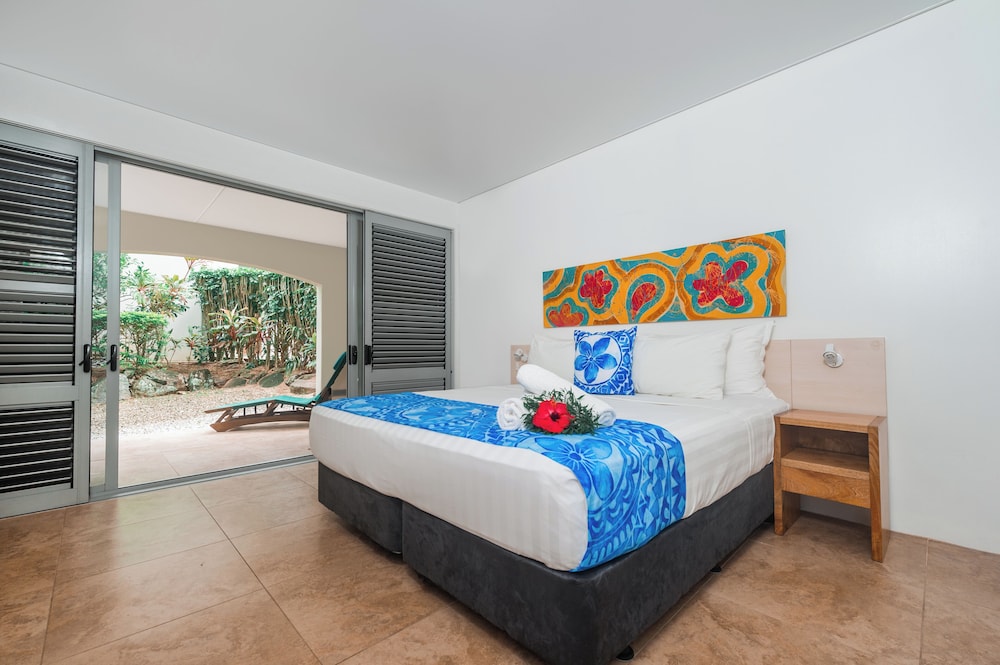 Suite, 2 Bedrooms, Poolside