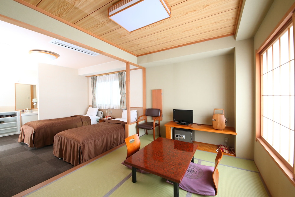 Japanese Western Room photo 2