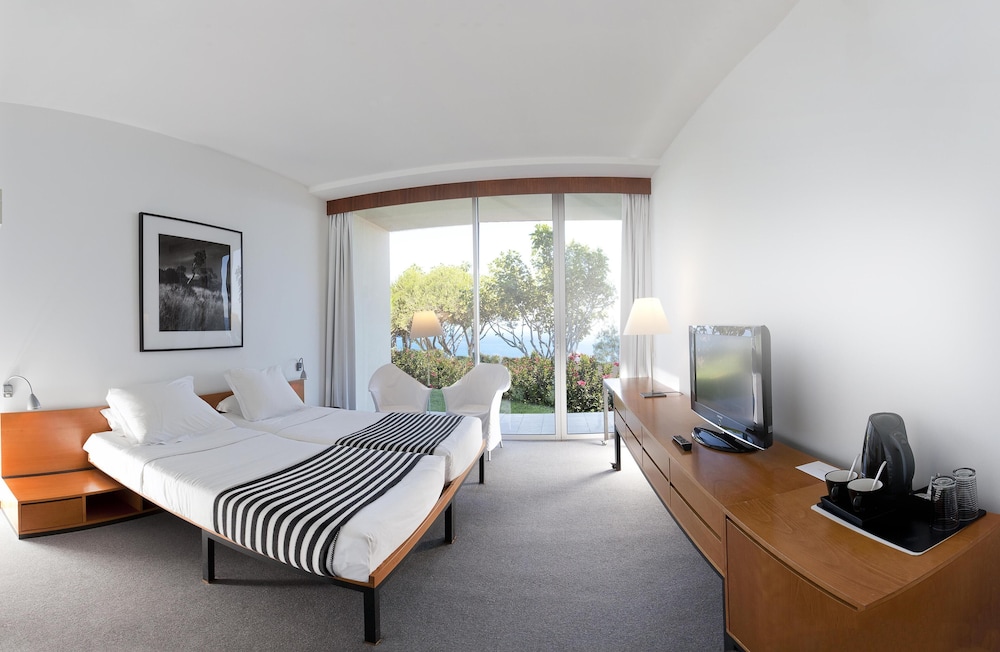Double or Twin Room, Garden View - Photo 1