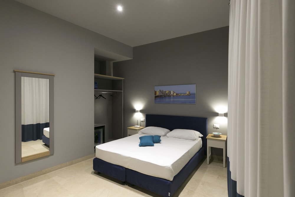 Superior Double or Twin Room, 1 Bedroom, Non Smoking, City View photo 2