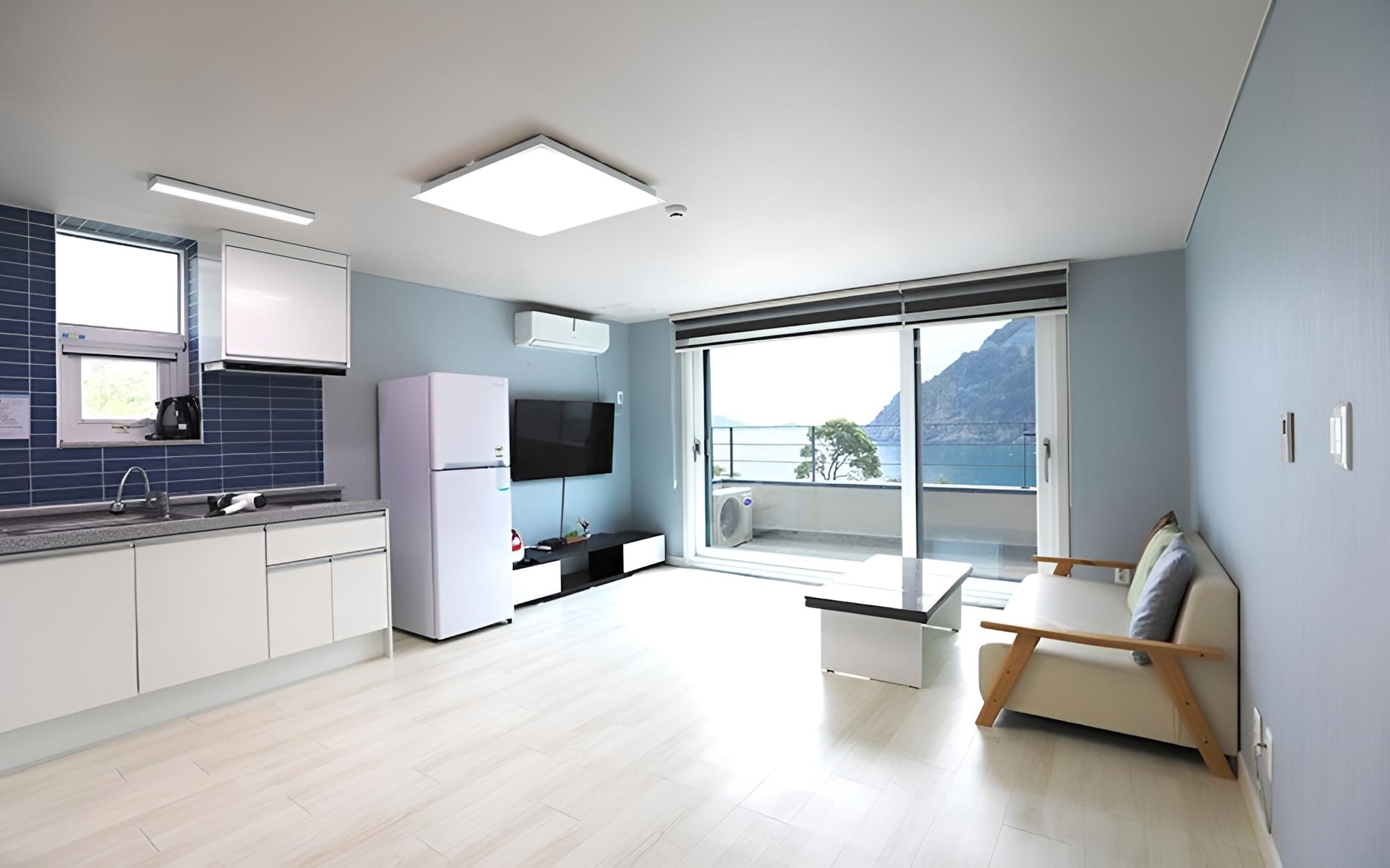 Room (The Grace 201 (Ocean View)) photo 3