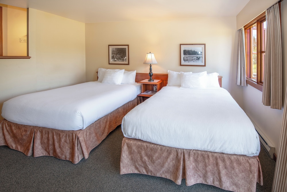 Family Room, Multiple Beds, Non Smoking, Garden View photo 1