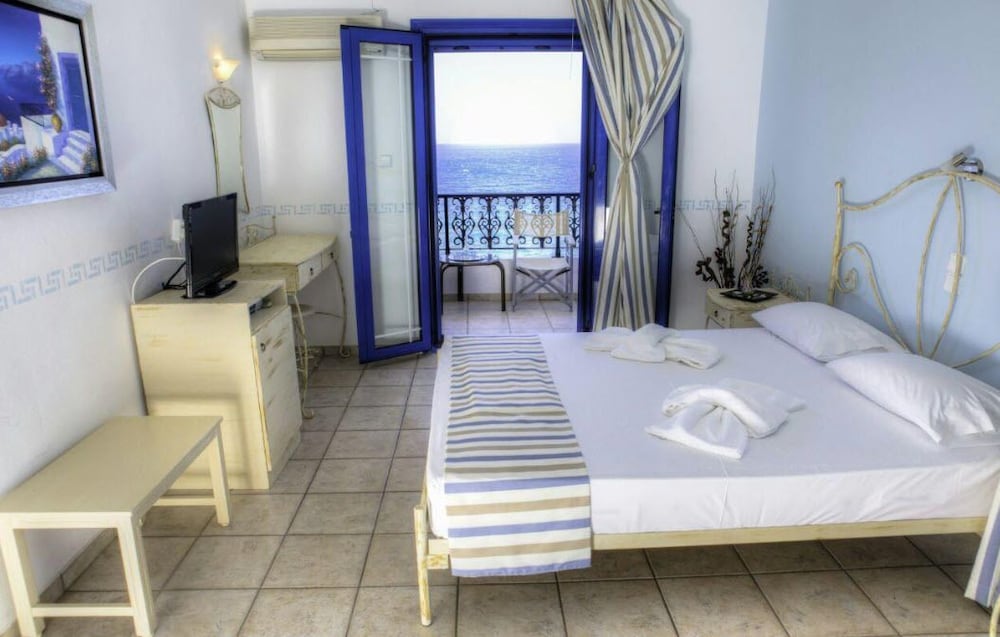 Double or Twin Room, Sea View