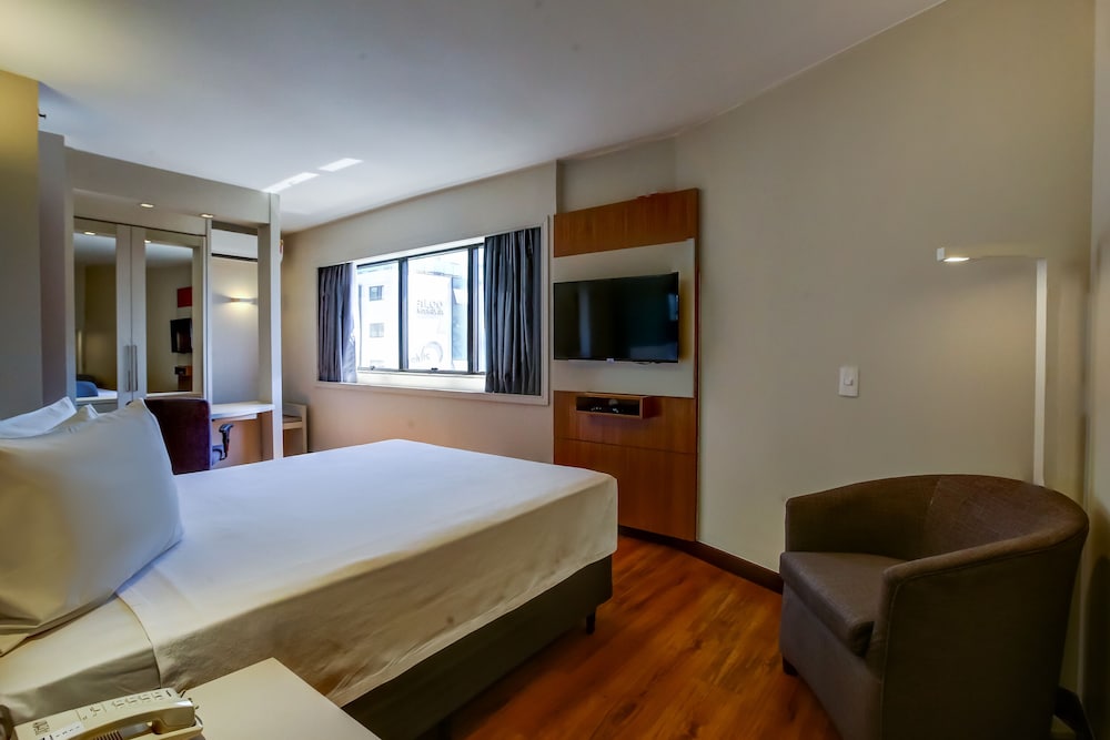 Superior Suite, 1 Queen Bed, Non Smoking - Photo 11