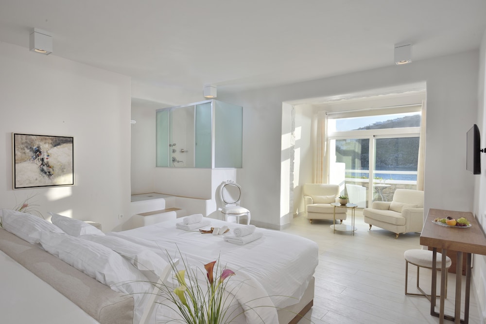 Coast Life Villa Suite, Three Bedrooms - Photo 12