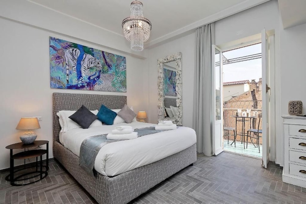 Deluxe Double Room, Balcony, City View