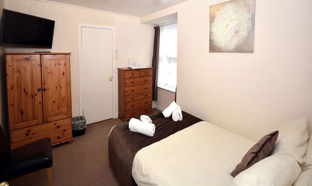 Double Room, Ensuite - Photo 4