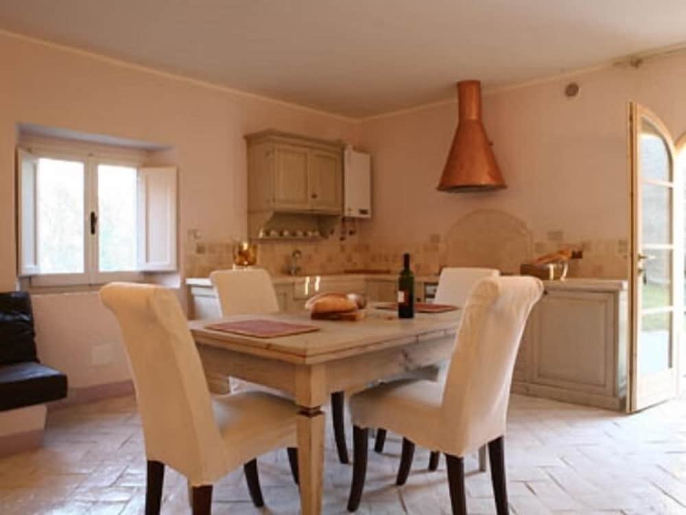 Romantic Apartment, 1 Bedroom photo 3
