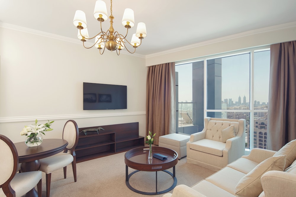 Superior Suite - Private Beach, Infinity Pool, Lazy River & Kids Club Access