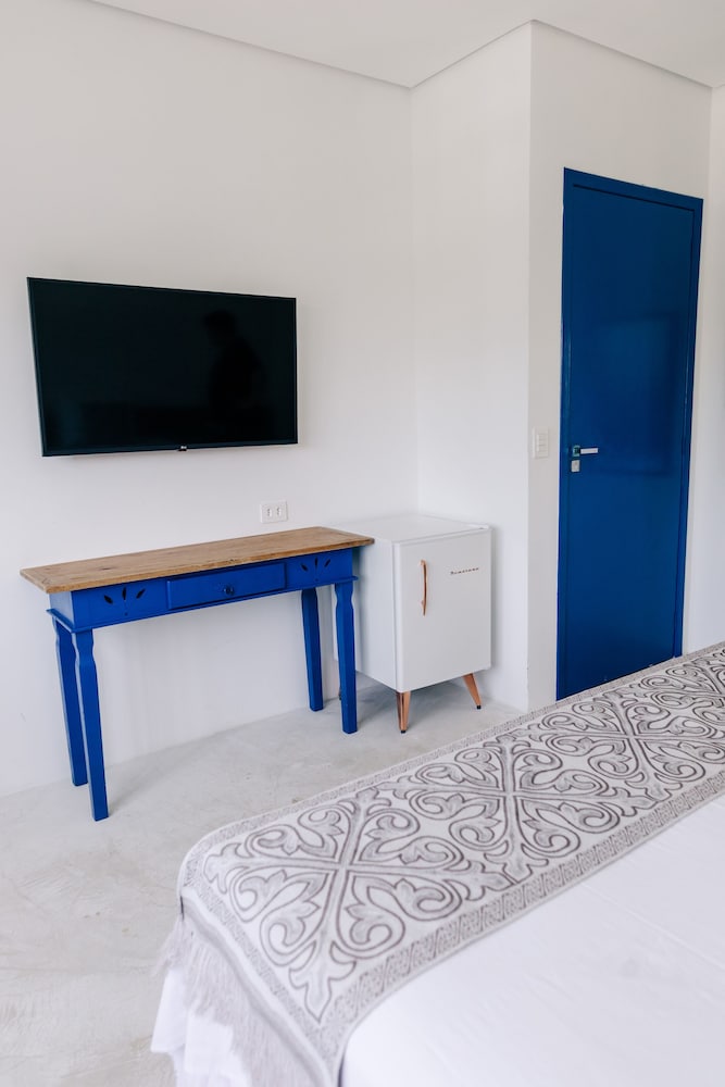 Luxury Twin Room - Photo 9