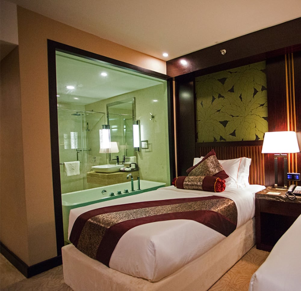 Executive Room photo 2