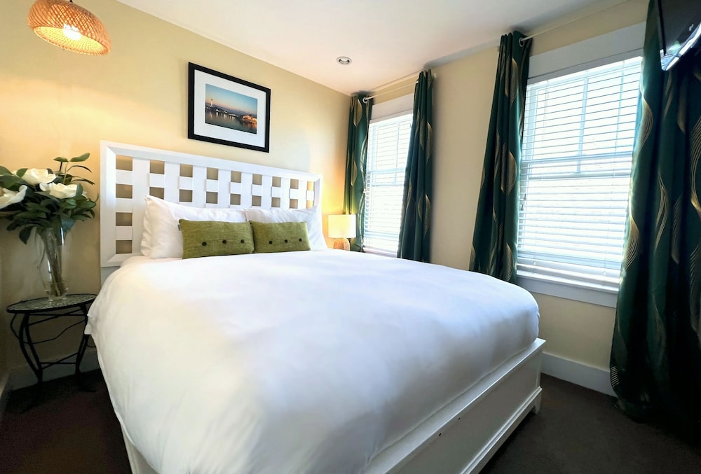 Standard Room, 1 Bedroom, Shared Bathroom photo 1