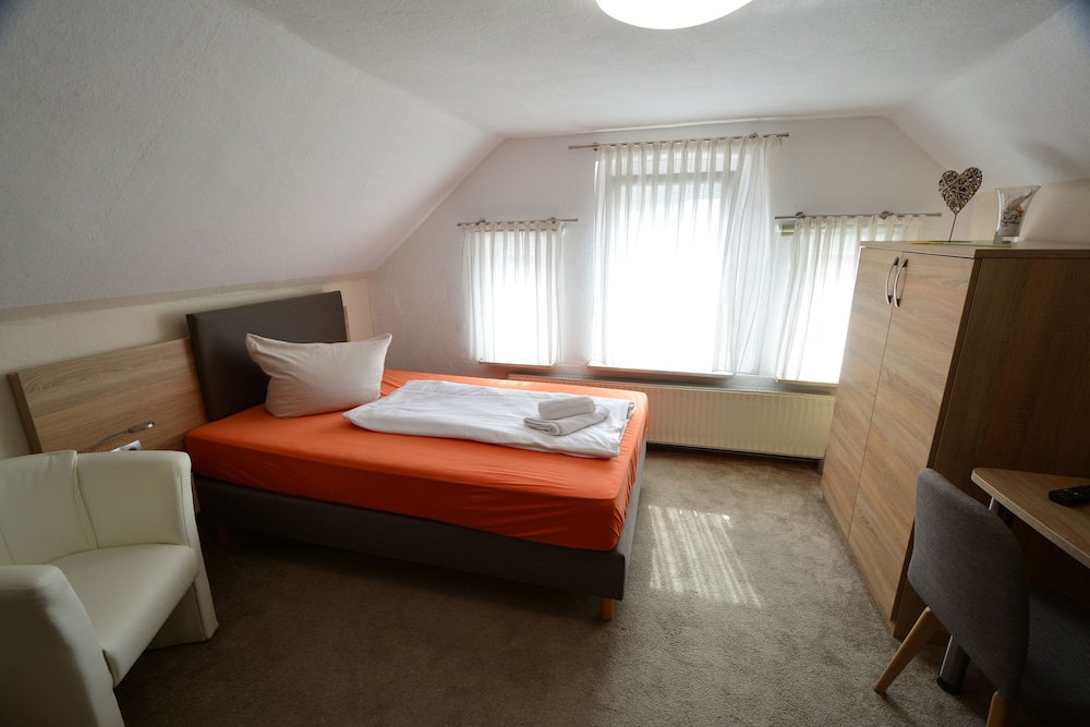 Standard Single Room photo 2