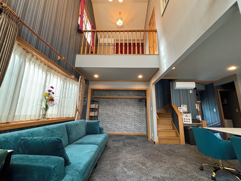 City Chalet, 3 Bedrooms, Non Smoking photo 2