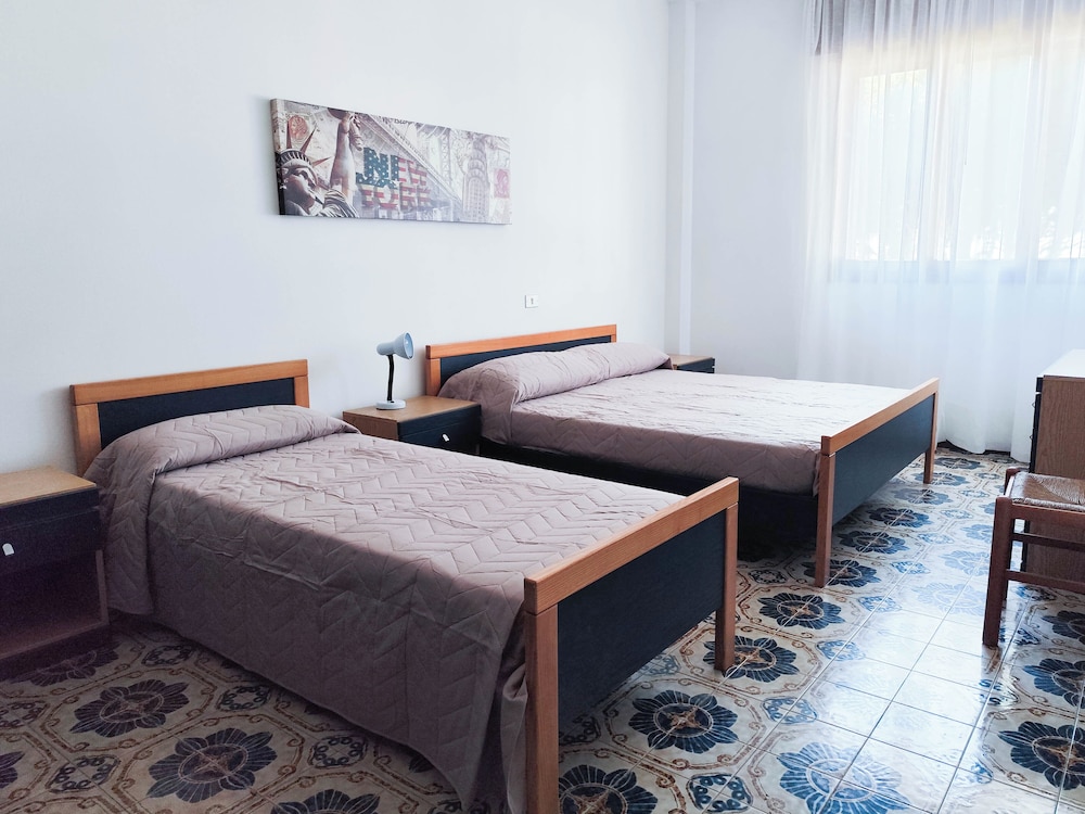 Apartment, 2 Bedrooms, Balcony, City View photo 3