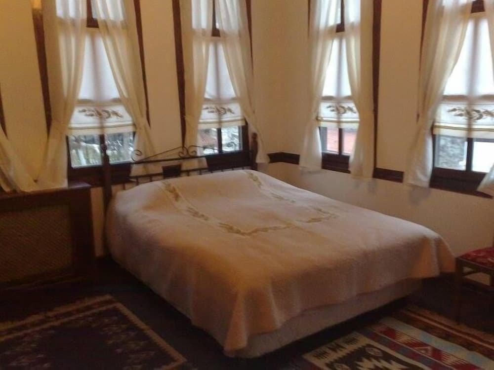 Double or Twin Room photo 1