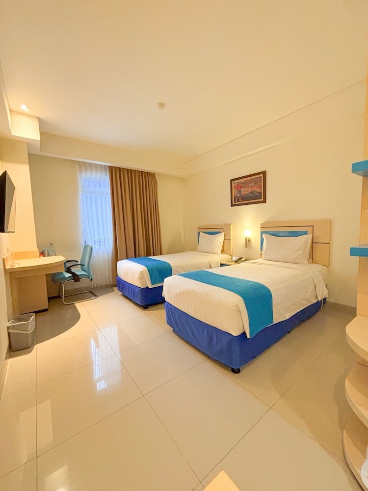 Deluxe Twin Room, Non Smoking photo 1