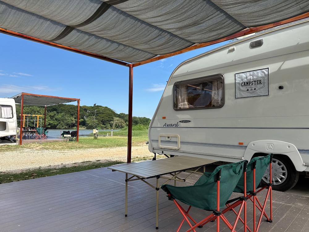 Campervan Riverfront for 2 - Photo 21