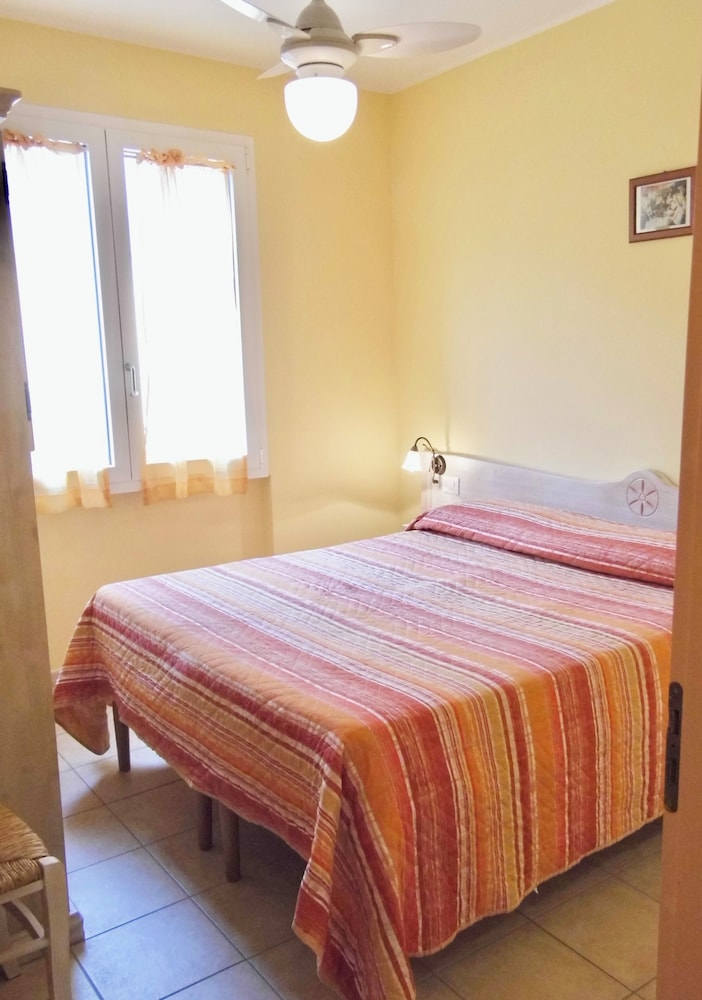 Apartment, Balcony