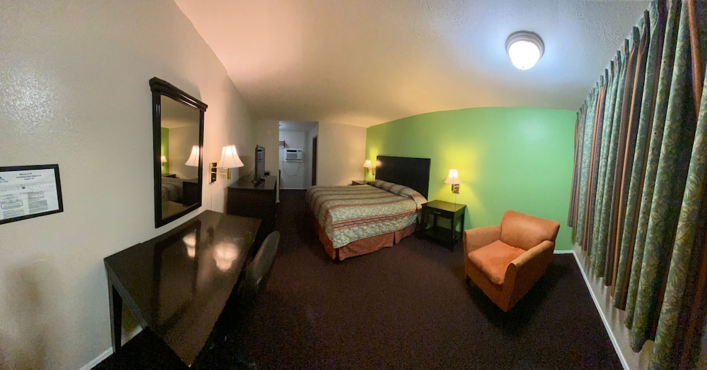 Deluxe Studio Suite, 1 Bedroom photo 2