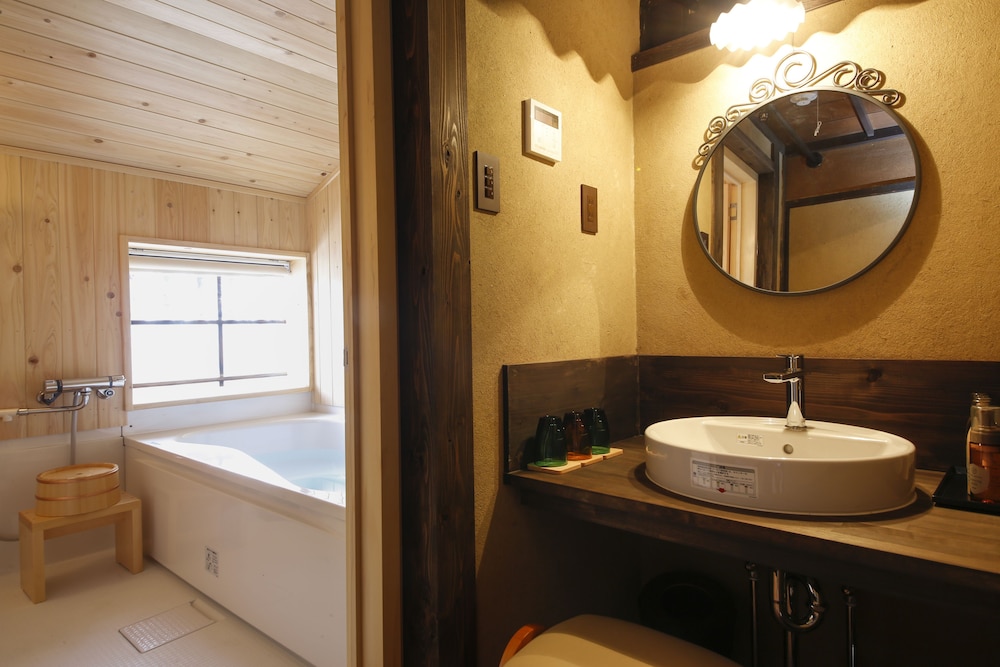 Japanese Style Room For 4 Guests, 2nd Floor photo 3