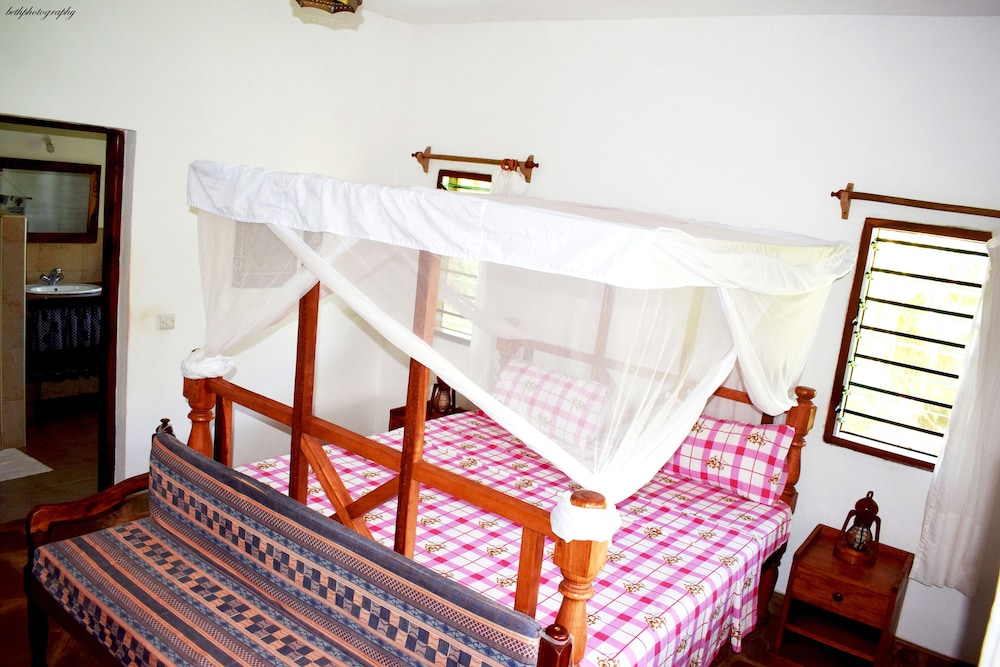 Villa photo 3