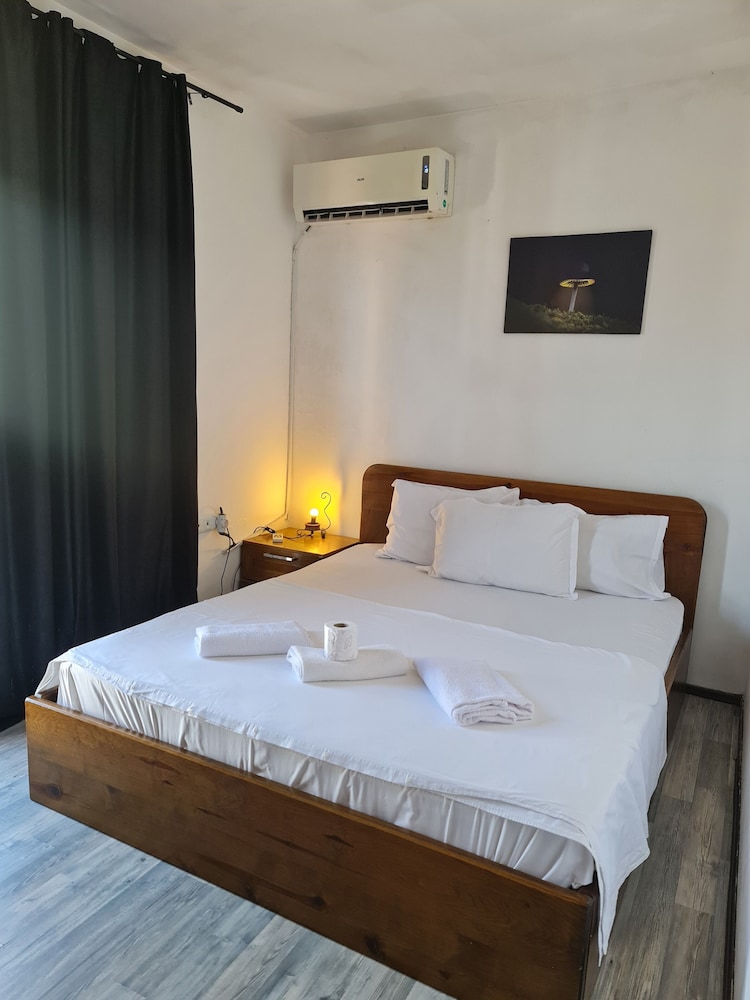 Panoramic Room, 1 King Bed with Sofa bed, Mountain View photo 1