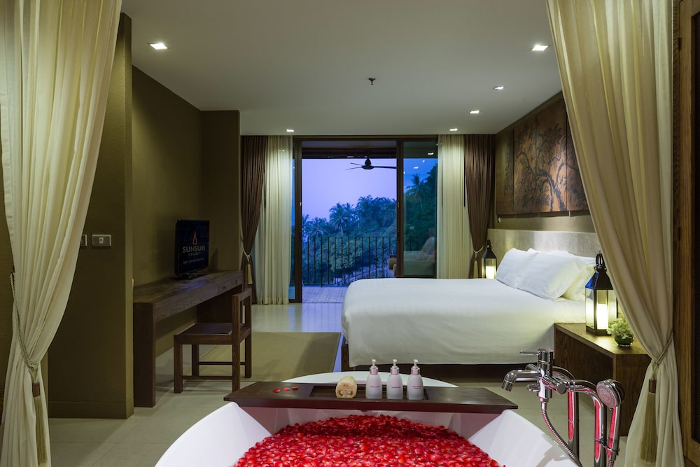 Ocean View Family Suite - Photo 12