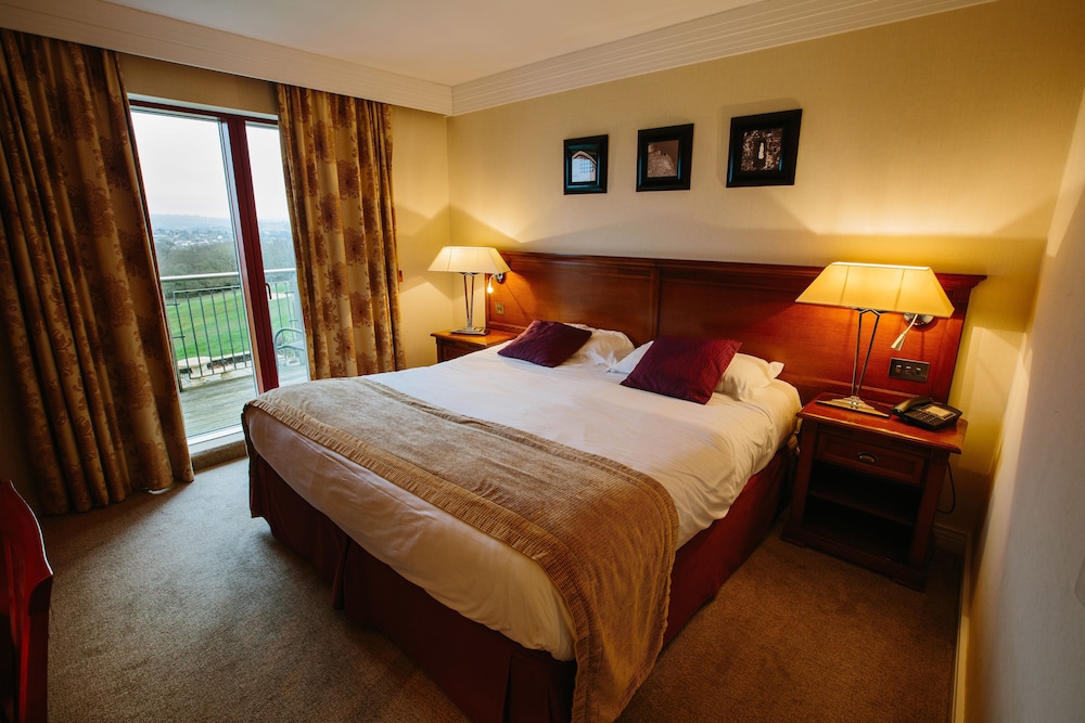 Standard Double or Twin Room - Photo 2