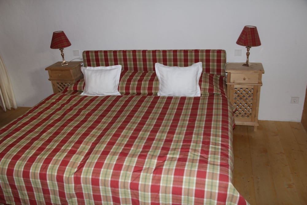 Classic Apartment, 1 Queen Bed with Sofa bed, Non Smoking photo 3