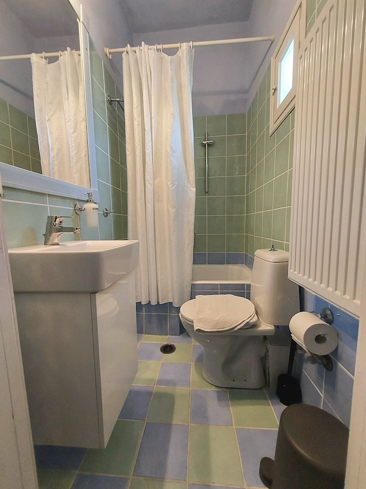Panoramic Apartment, Sea Facing (Panoramic Sea and Village View) photo 3