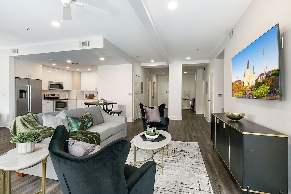 Signature Condo, 4 Bedrooms