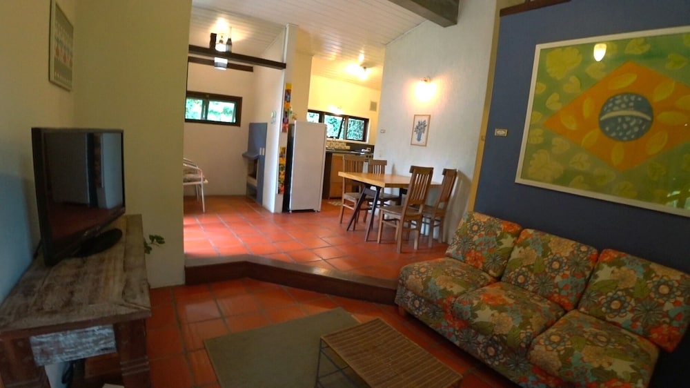 Family Room photo 3