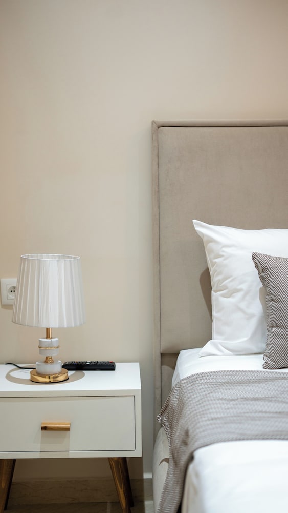 Senior Suite, City View photo 3