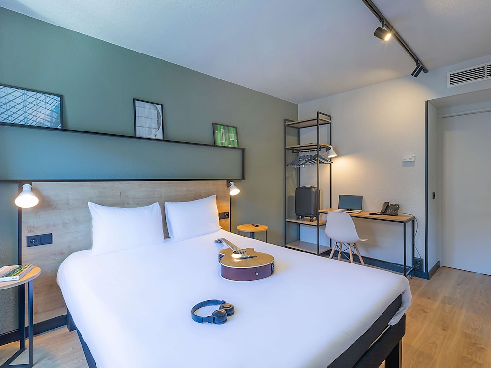Standard Room, 1 Double Bed - Photo 1