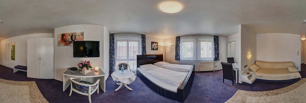 Family Triple Room - Photo 4