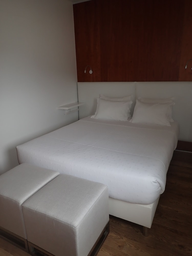 Comfort Apartment, 1 Bedroom, Balcony, Partial Ocean View